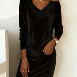 Frosina - Loose Fitting Velvet Dress