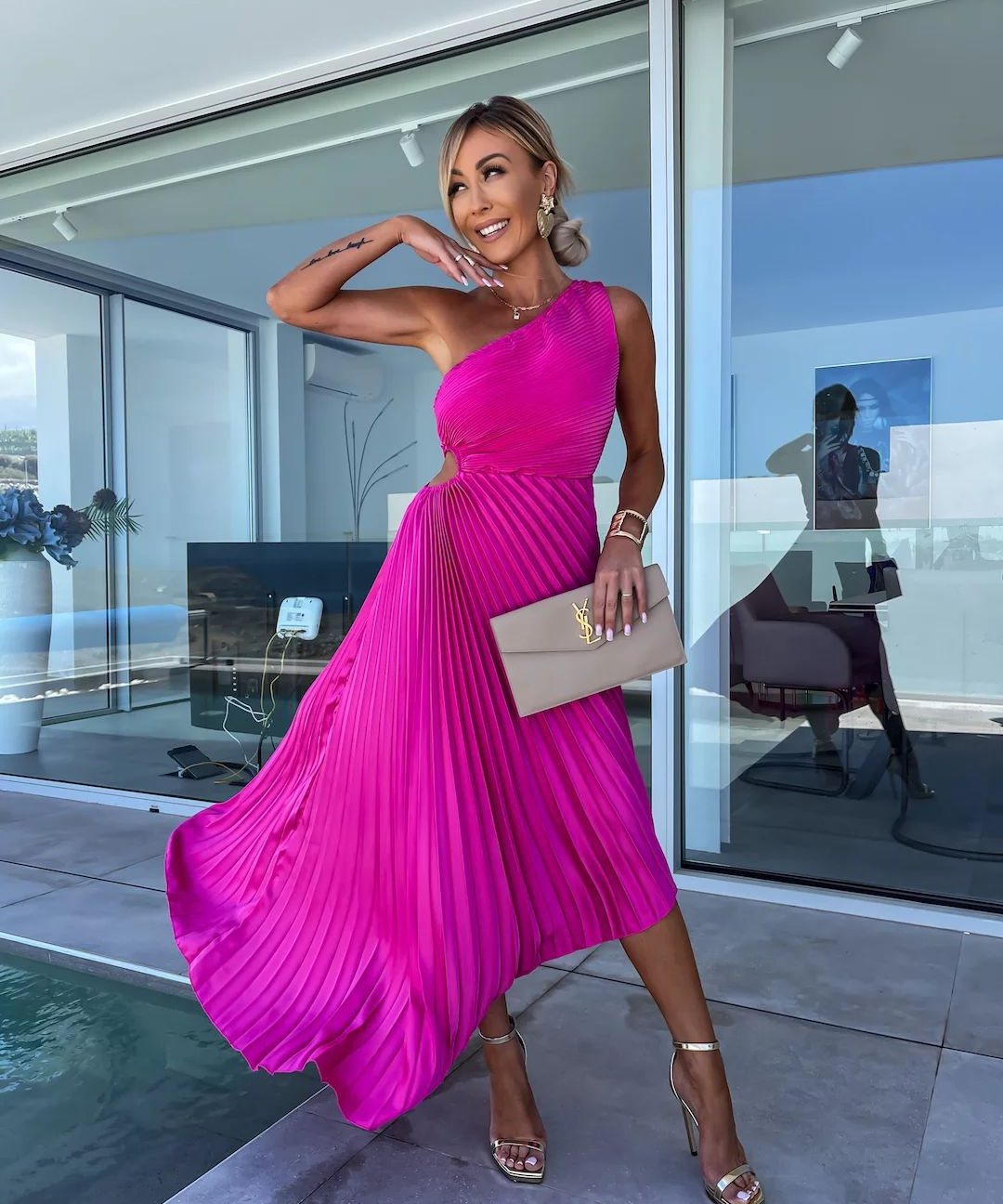 Celeste – Rochie Maxi de Damă Elegantă cu Un Umăr și Pliseuri