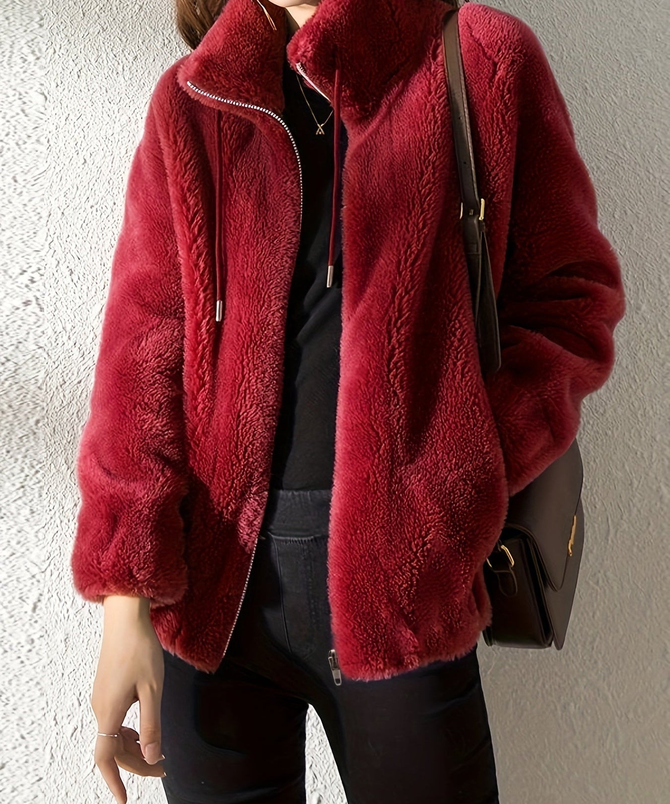 Elina – Jachetă de Damă din Fleece Moale cu Guler Înalt