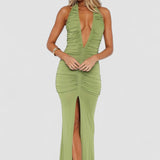 Freya – Rochie de Damă Maxi Elegantă cu Decolteu și Fustă Plisată