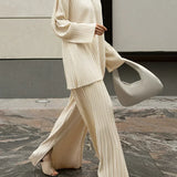 Set de Pantaloni în Două Piese cu Buzunare Plisate, Oversized