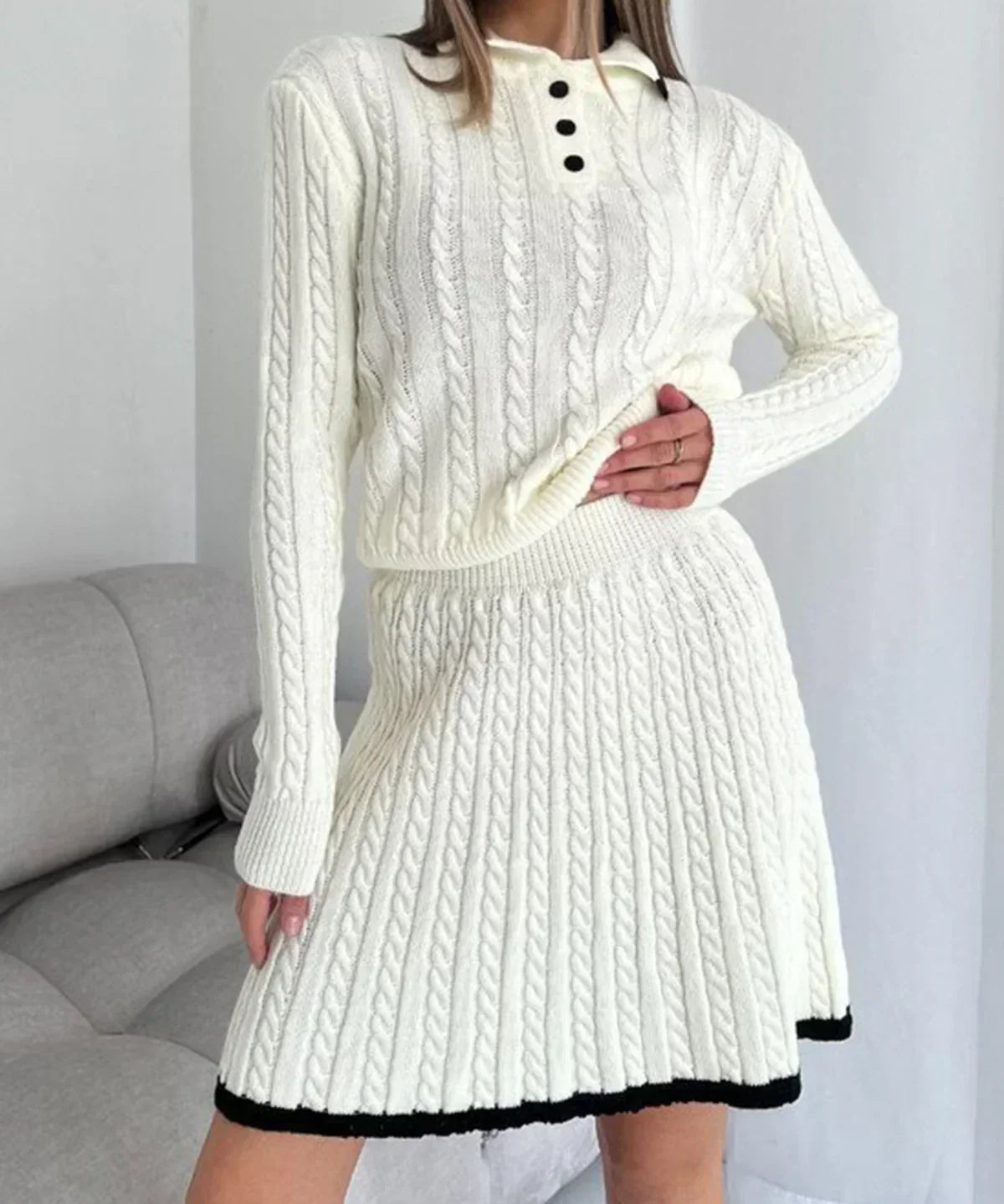 Set fustă cu rever și tricotat în cablu