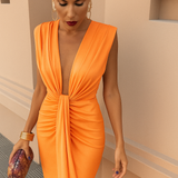 Isla – Rochie Midi de Damă cu Decolteu și Drapaje Elegante