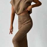 Set Asortat: Top Tricotat Gros și Fustă Midi Tricotată cu Talie Înaltă