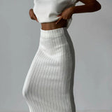 Set Asamblat: Top Tricotat Gros și Fustă Midi Tricotată cu Talie Înaltă