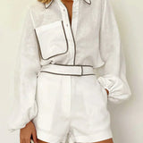 Set de pantaloni scurți și in cu detalii contrastante