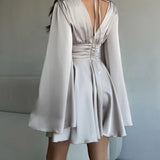 Darla – Rochie de Damă Elegantă Satinată cu Mâneci Largi