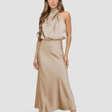 Helena – Rochie Lungă Satin Elegantă cu Decolteu la Gât, Culori Variate