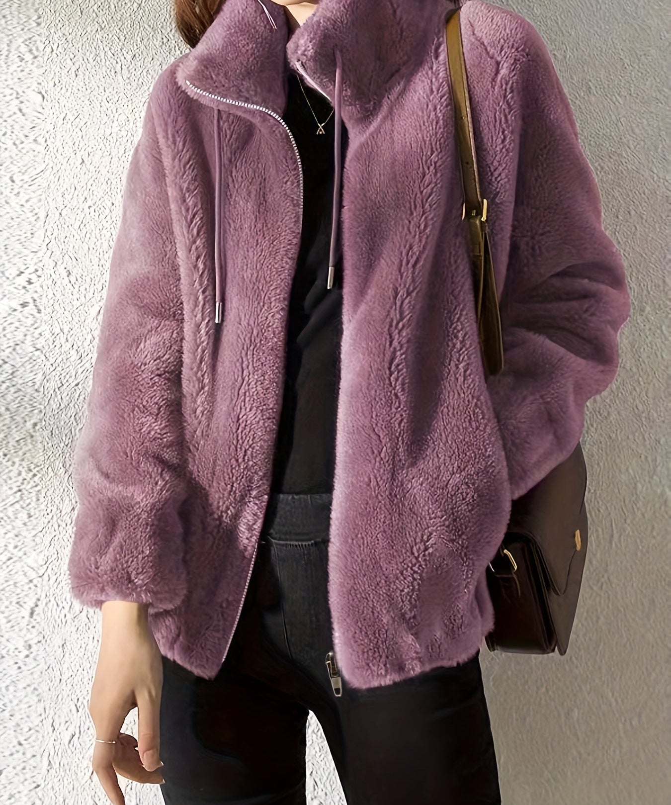 Elina – Jachetă de Damă din Fleece Moale cu Guler Înalt