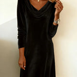 Frosina - Loose Fitting Velvet Dress
