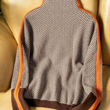 Birgit™ | Sweater mit hohem Kragen in auffälligen Streifen