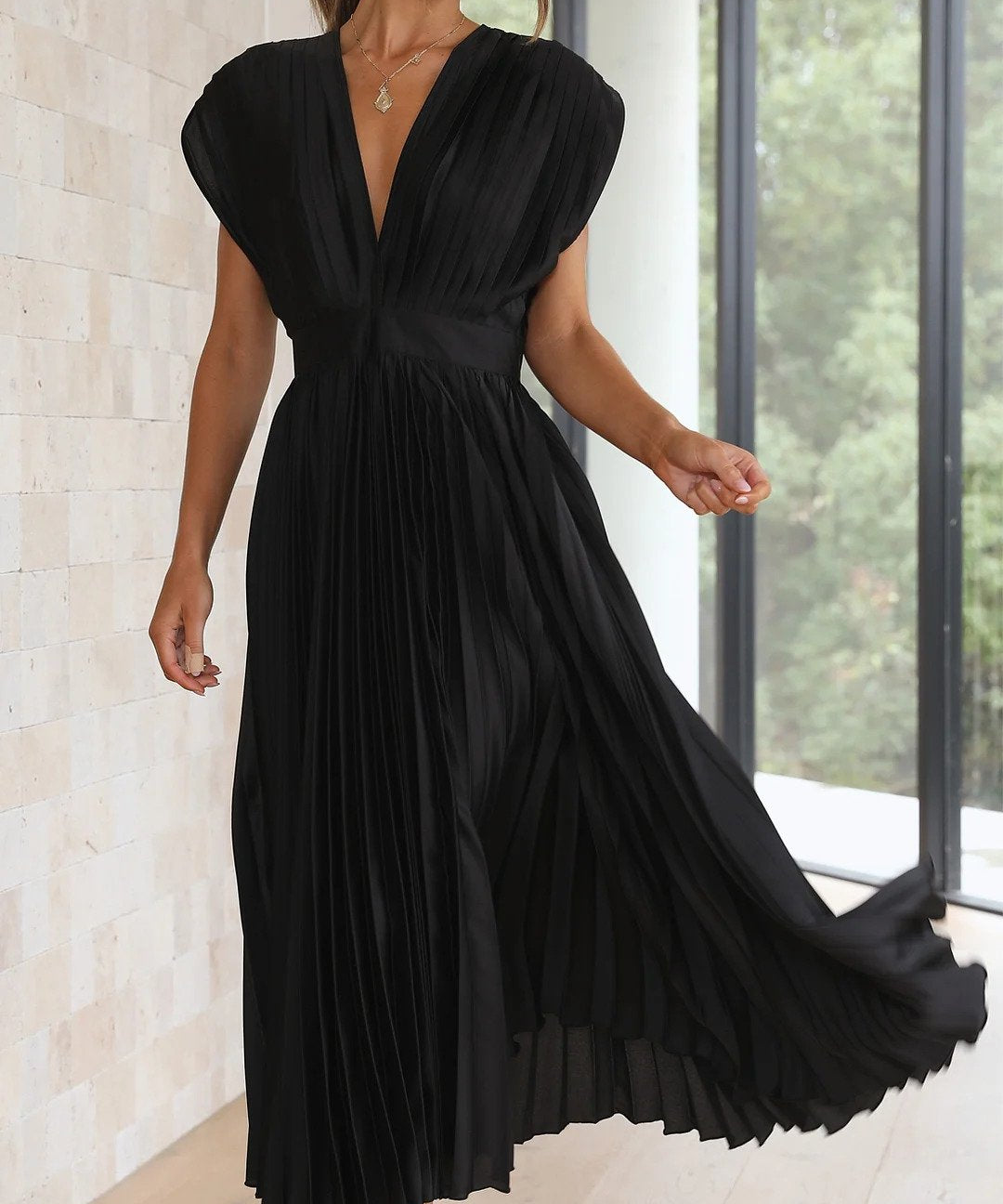 Chiara – Rochie de Damă Lungă Elegantă Ușoară