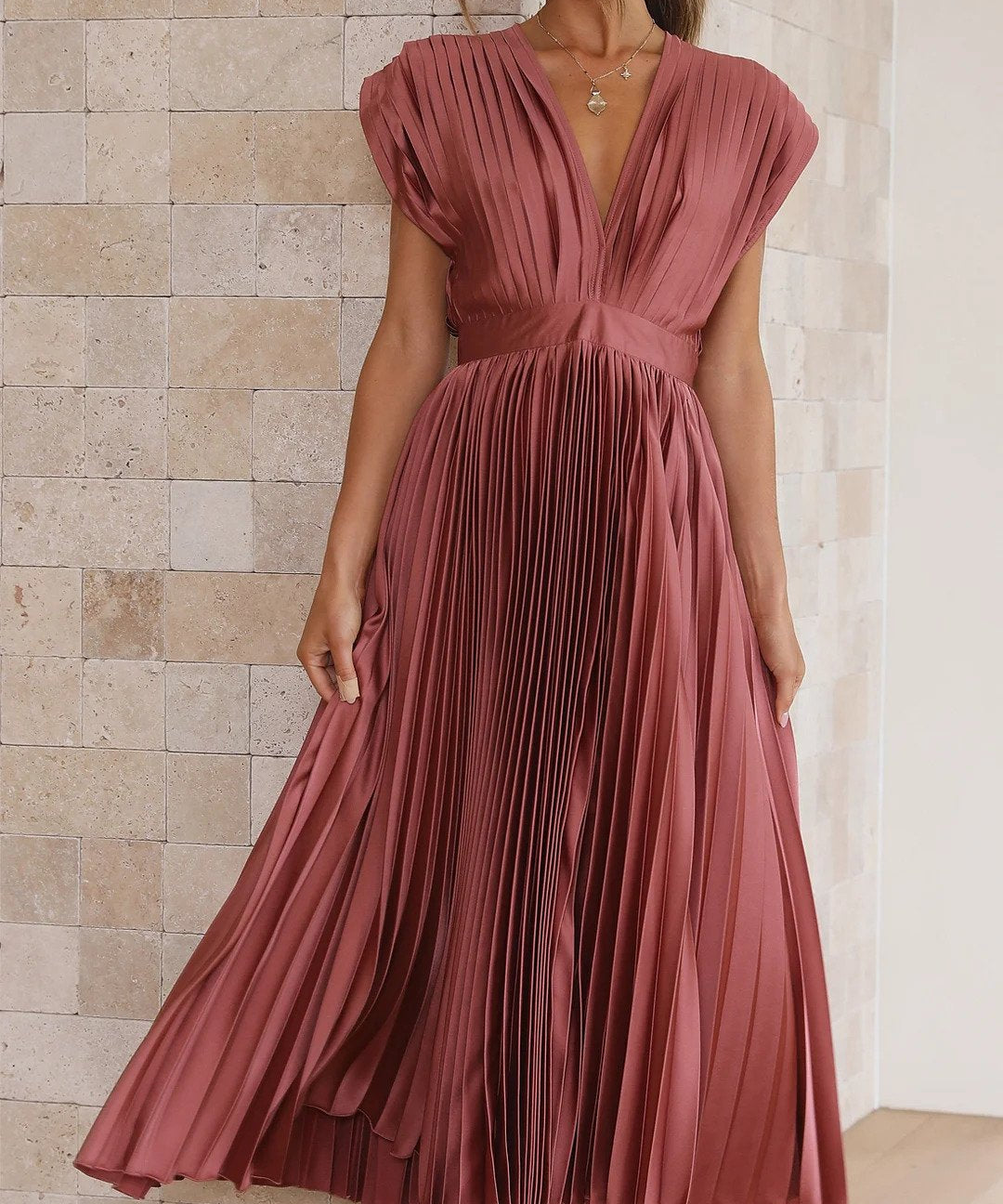 Chiara – Rochie de Damă Lungă Elegantă Ușoară