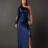 Araceli – Rochie Satinată Asimetrică cu Nod și Umăr Descoperit