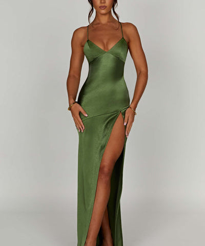 Amara – Rochie de Damă Maxi Satin Elegantă cu Fisură