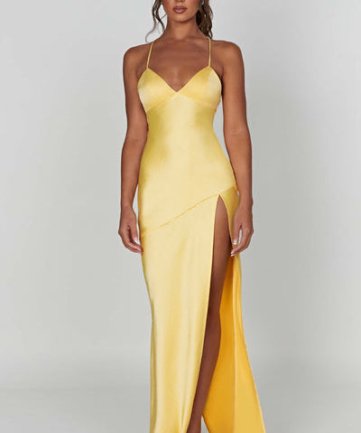 Amara – Rochie de Damă Maxi Satin Elegantă cu Fisură