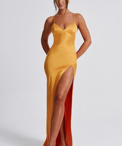 Amara – Rochie de Damă Maxi Satin Elegantă cu Fisură