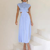 Emilia - Rochie elegantă cu decolteu adânc